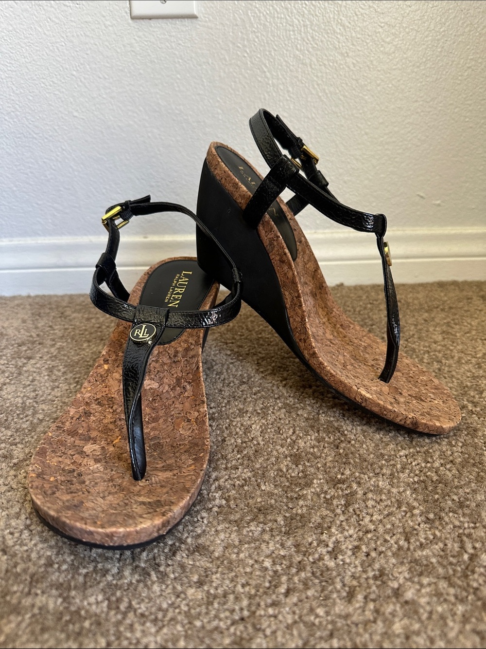 Lauren Ralph Lauren Retta Black Patent Cork Wedge Thong Sandals SZ10